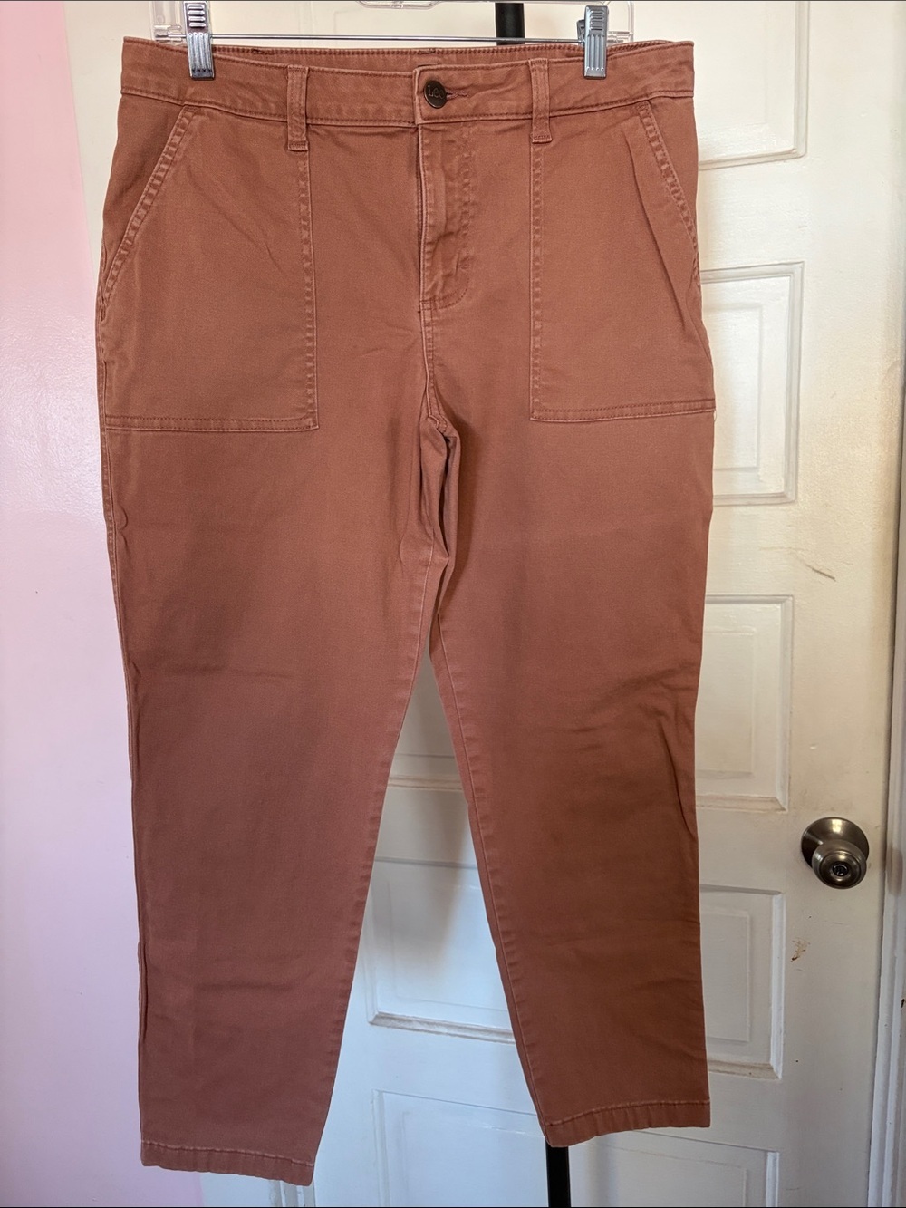 Lee Straight Leg Pants in Rust